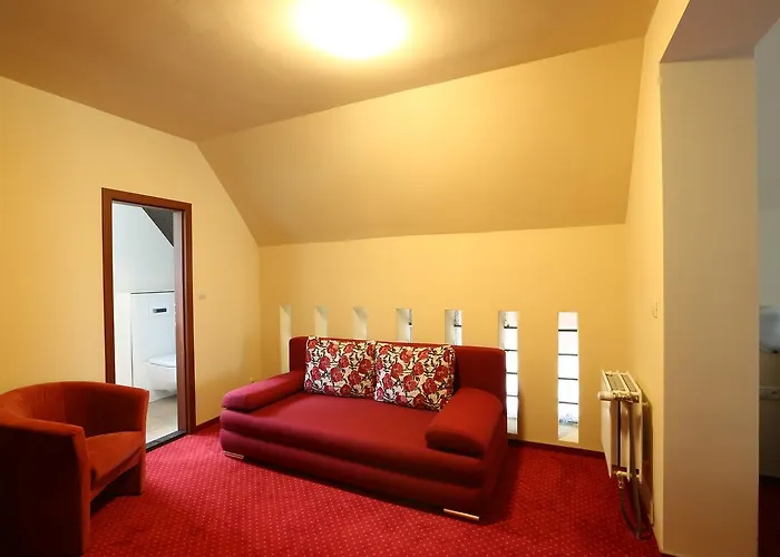 Tatran Hotell 2*